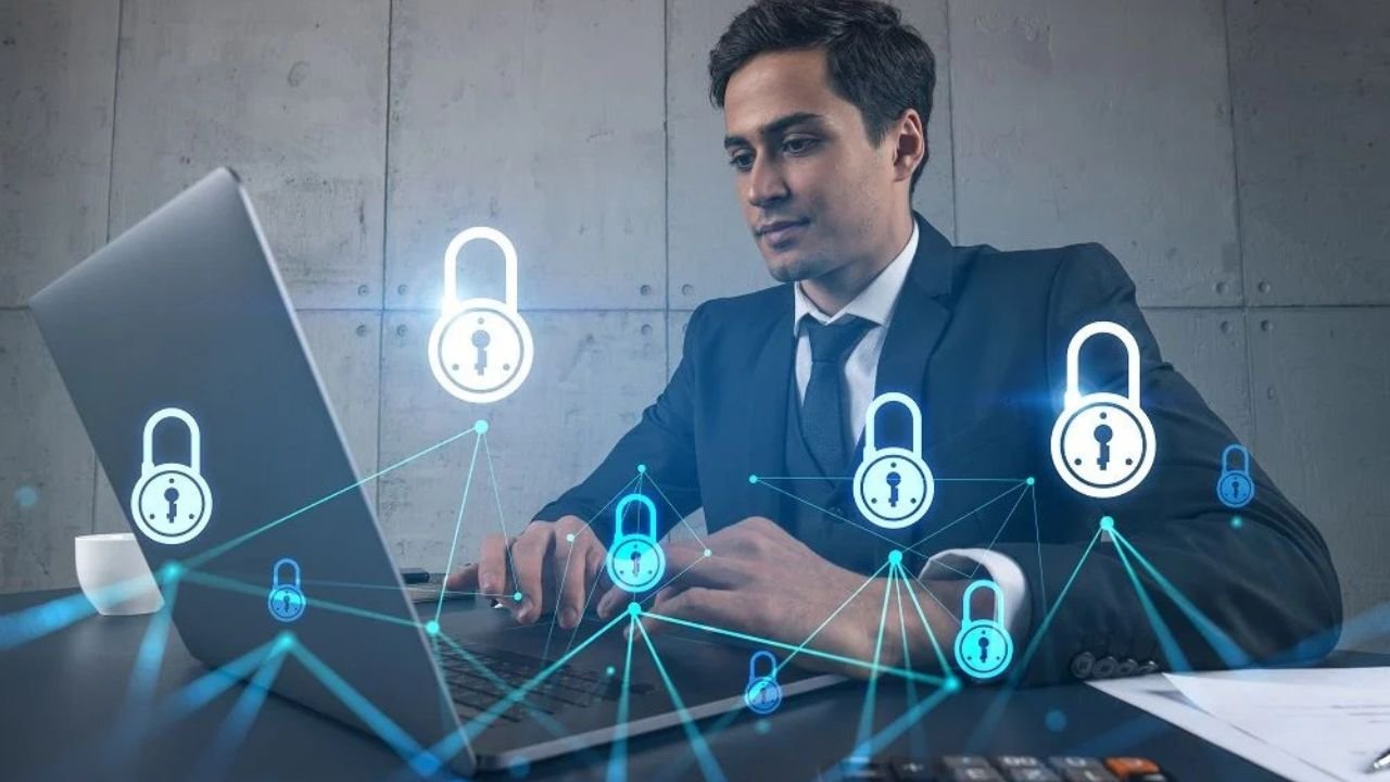 Career in Cyber ​​Security: डिजिटल दुनिया में खतरे बढ़े, साइबर सुरक्षा विशेषज्ञों की भूमिका हुई महत्वपूर्ण