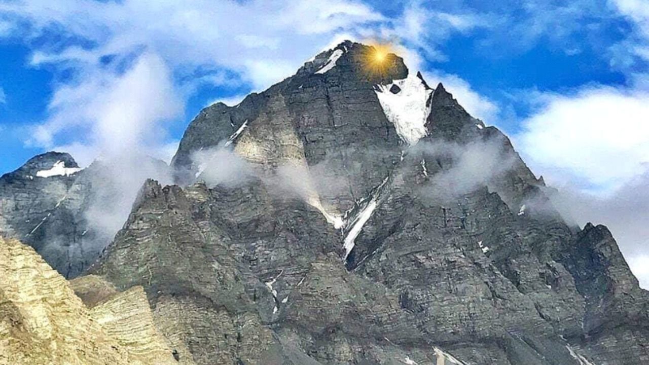 Manimahesh Kailash: गद्दी समुदाय और शिव भूमि का अनोखा संबंध, क्या आप जानते हैं इनकी पौराणिक मान्यताएं?