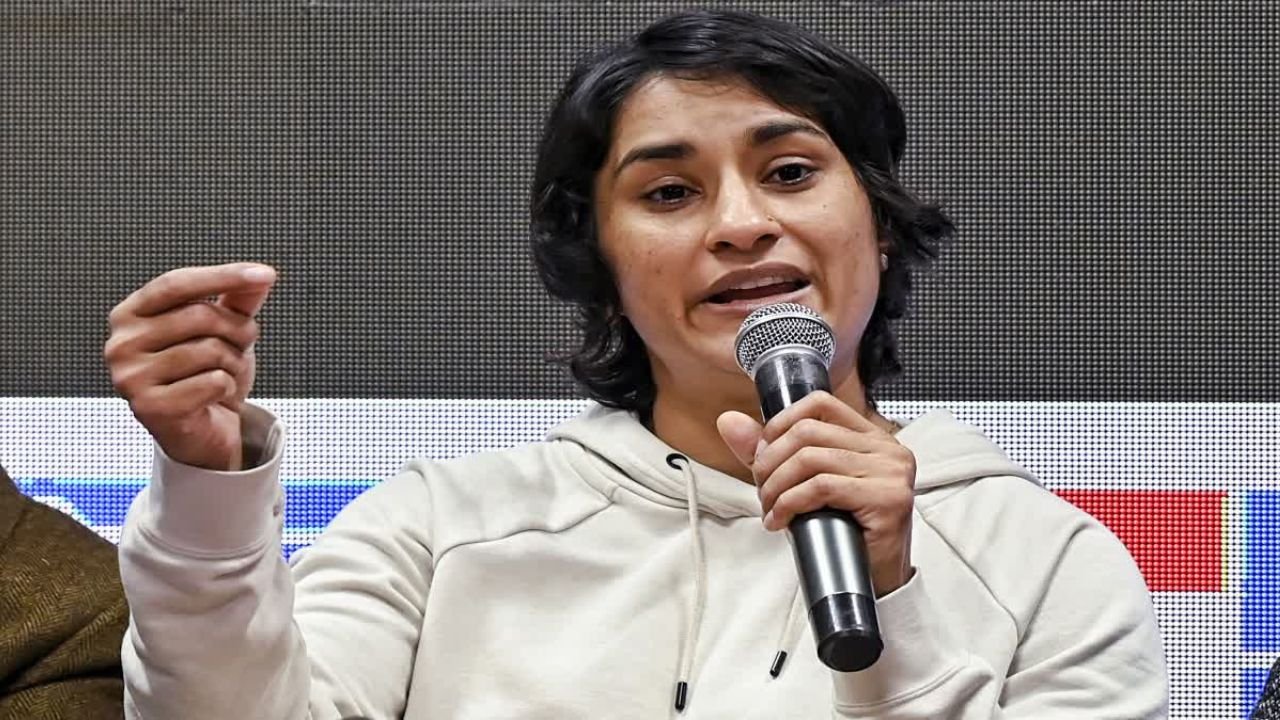 4 करोड़ लेकर भी नाखुश Vinesh Phogat! हरियाणा सरकार से चाहती थीं और क्या?