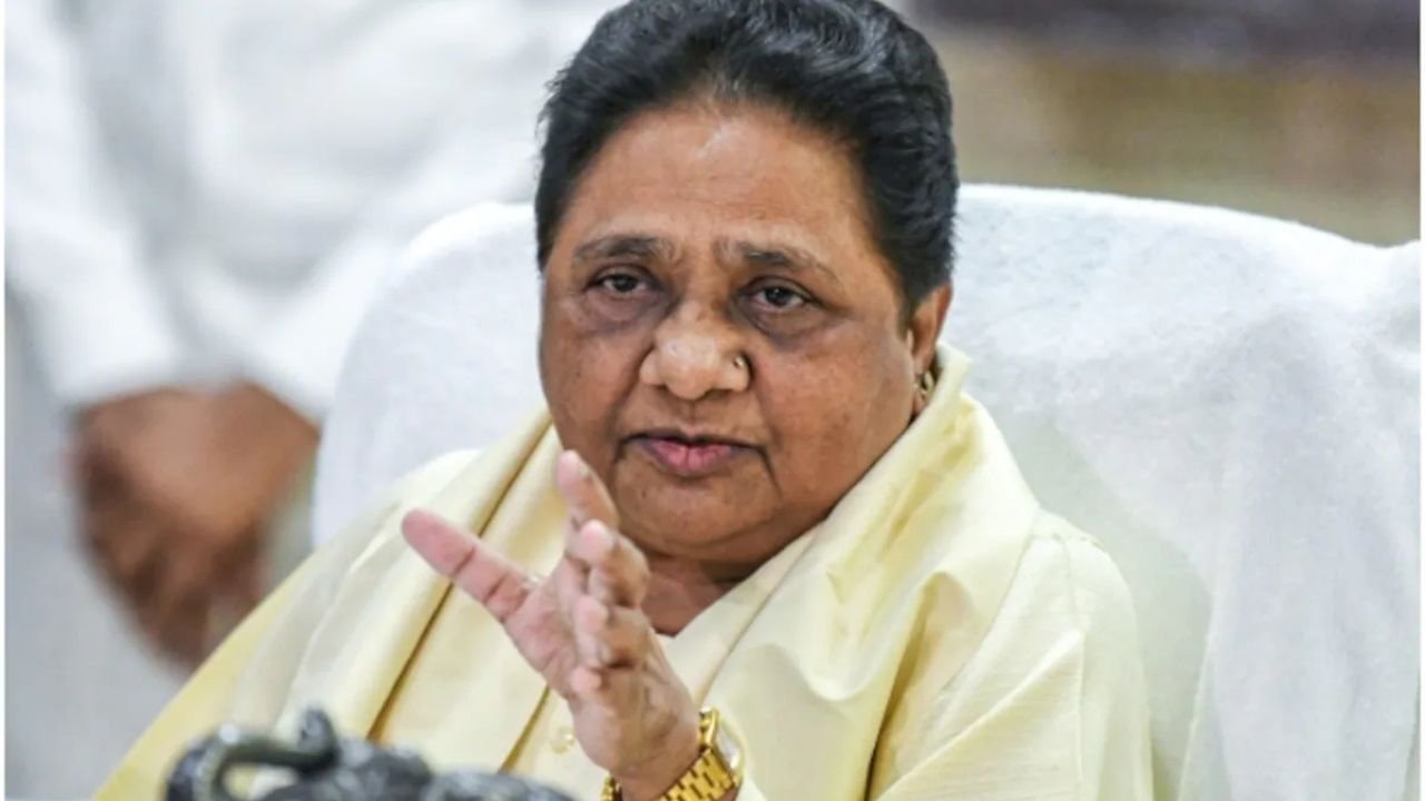 UP News: प्रयागराज में दलित युवक की नृशंस हत्या, मायावती ने सरकार को दी चेतावनी!