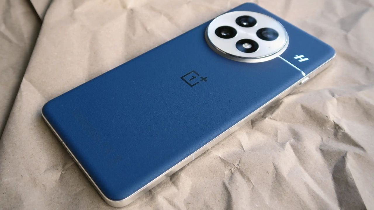 OnePlus 13s का 50MP कैमरा और Snapdragon 8 Elite प्रोसेसर, क्या यह सबसे तेज होगा