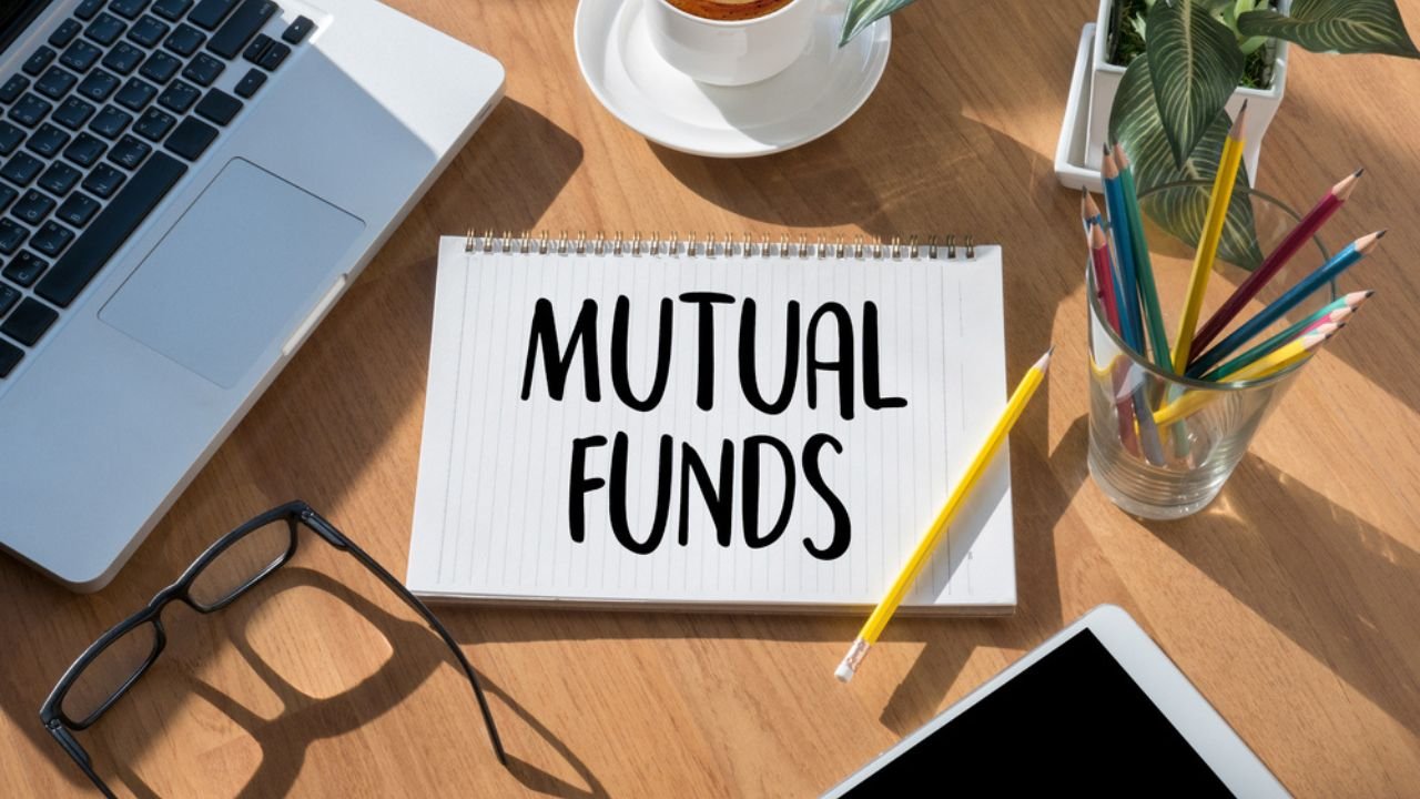 Mutual Fund: 70 लाख करोड़ का आंकड़ा छू गया भारतीय म्यूचुअल फंड बाजार, निवेशकों ने रचा नया इतिहास