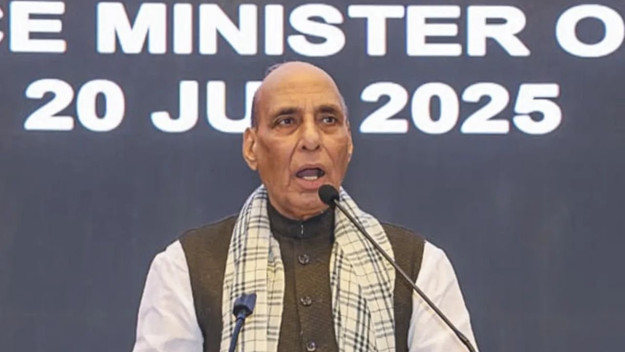 Rajnath Singh ने योग दिवस पर कहा, ऑपरेशन सिंदूर अभी खत्म नहीं हुआ है पूरी तरह