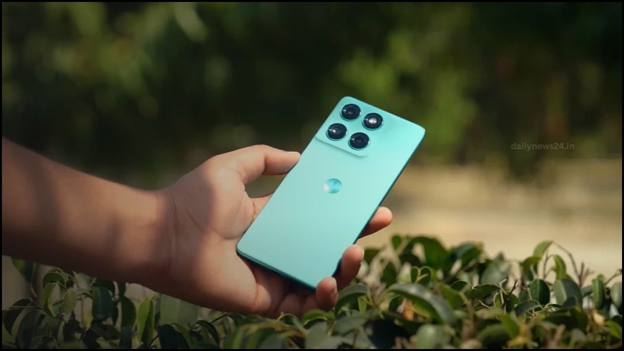 सिर्फ 25,999 में मिल रहा इतना सब कुछ! Motorola Edge 60 ने दी बड़ी कंपनियों को टक्कर