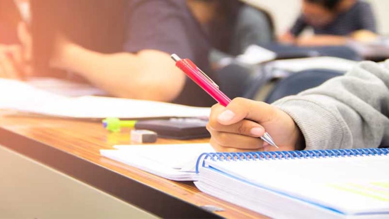 UGC NET 2025: परीक्षा शुरू, 28 जून के एडमिट कार्ड जारी, चूक गए तो हाथ से जाएगा मौका!