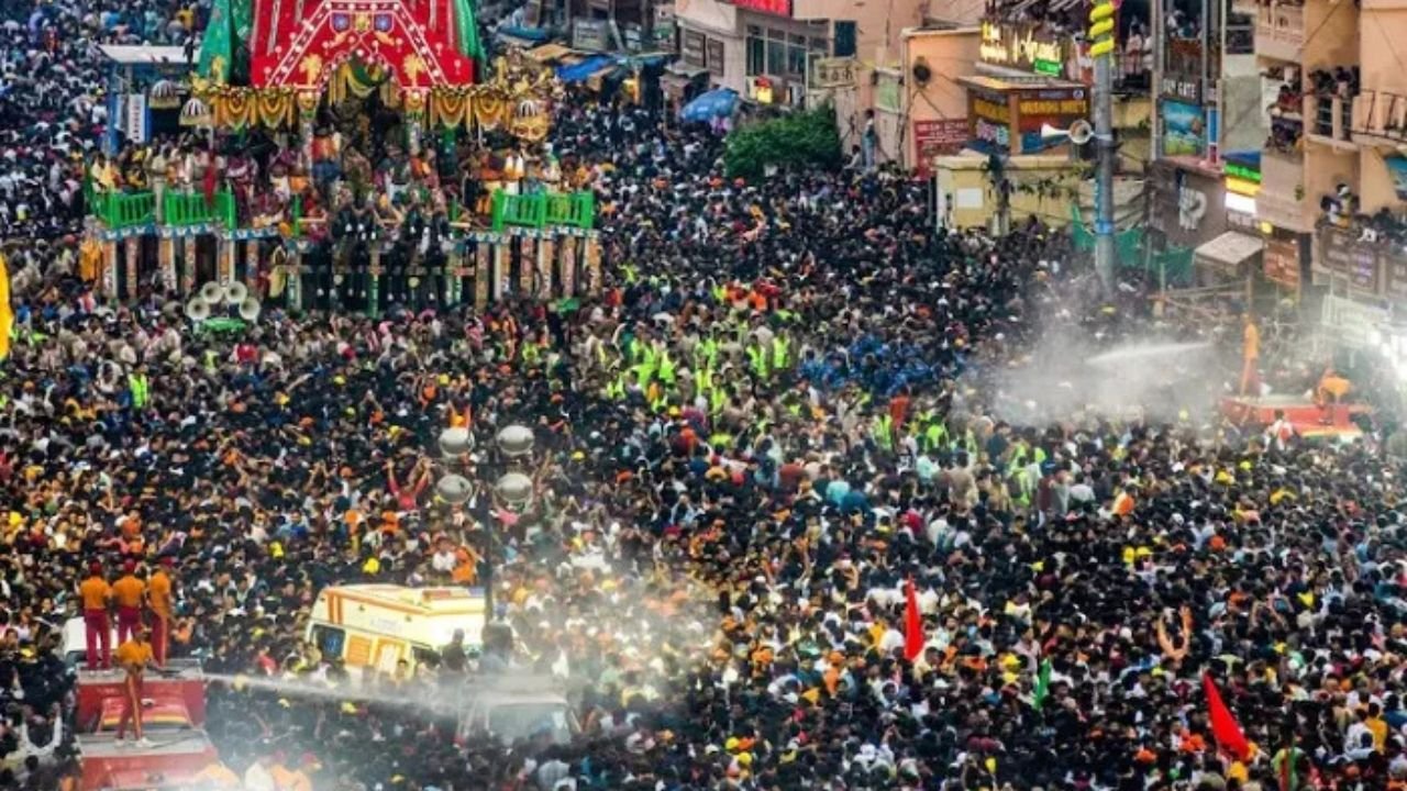 Puri Jagannath Ratha Yatra Stampede: पुरी रथ यात्रा बनी मातम का मेला, सुबह-सुबह ट्रकों की अफरा-तफरी में मची भगदड़ से हुई त्रासदी