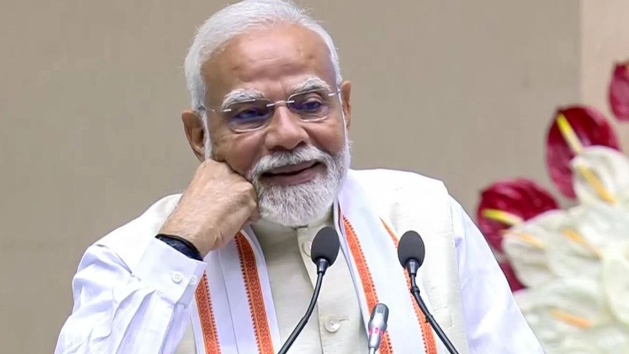Mann Ki Baat episode 123: मन की बात में मोदी ने की योग दिवस की चर्चा, आपातकाल को याद कर दी लोकतंत्र की सीख