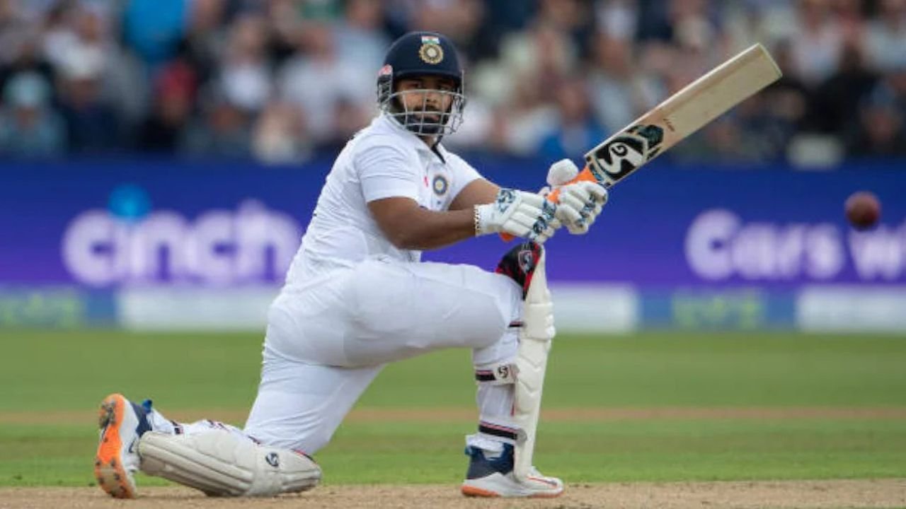 ICC Test Rankings Update: बिना खेले टॉप 10 में पहुंचे ऋषभ पंत, ट्रैविस हेड की लंबी छलांग से पाक बल्लेबाज बाहर