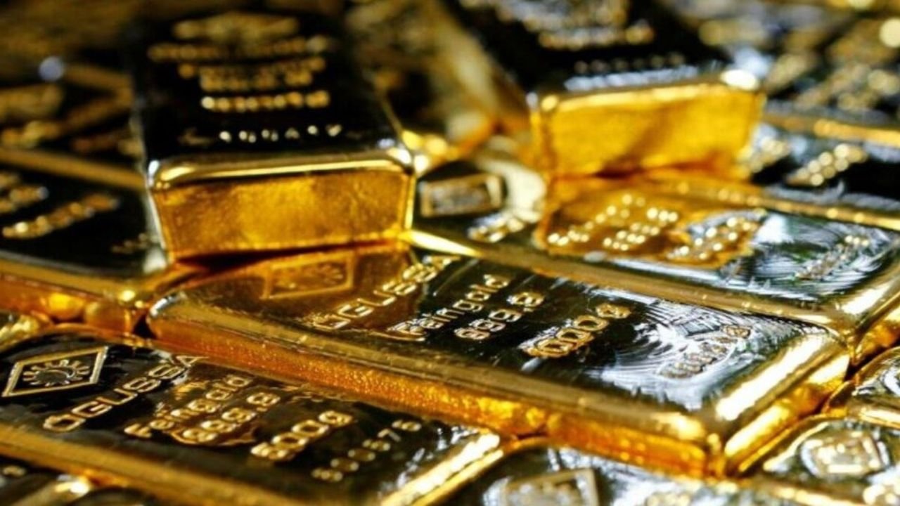 Gold Price Today: सोने के रेट में अचानक गिरावट, आपके शहर में कितनी आई कमी? चौंकाने वाले आंकड़े